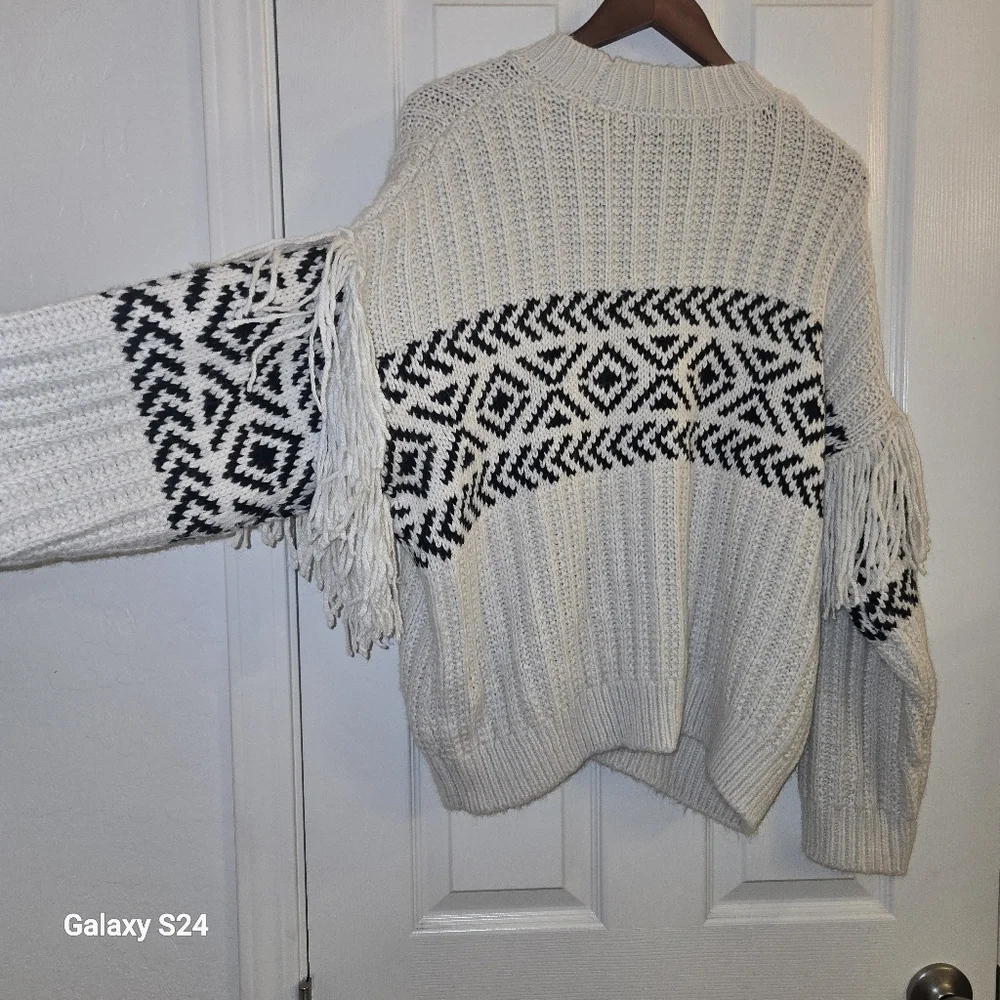 Sanctuary Fringe Detail Ribbed Pullover Sweater Size Large - Picture 9 of 13